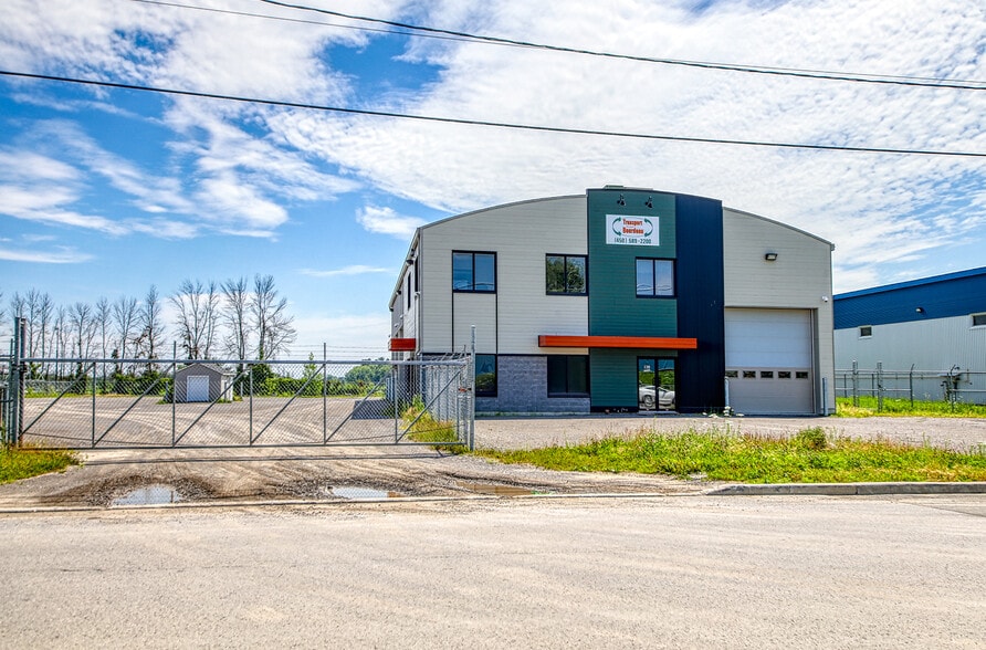 130 Rue Arboit, L'assomption, QC à vendre - Photo principale - Image 1 de 1