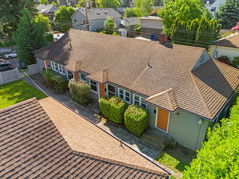 4501 N Montana Ave, Portland, OR à vendre - Photo du bâtiment - Image 2 de 11