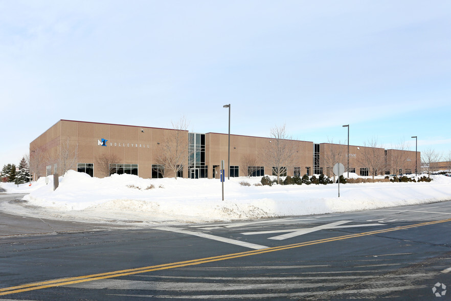 1701 W 94th St, Minneapolis, MN for lease - Building Photo - Image 1 of 1