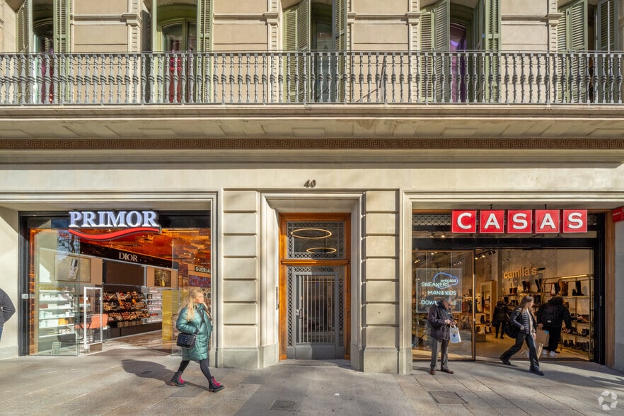 Avinguda del Portal de l'Àngel, 40, Barcelone, Barcelona à louer - Photo du bâtiment - Image 3 de 3