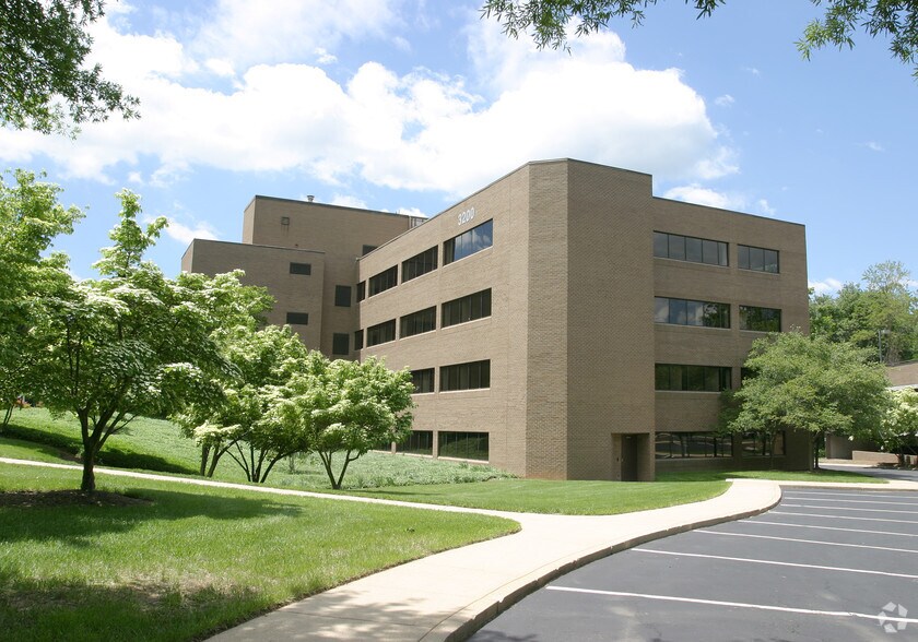 3200 Tower Oaks Blvd, Rockville, MD à louer - Photo du bâtiment - Image 2 de 20