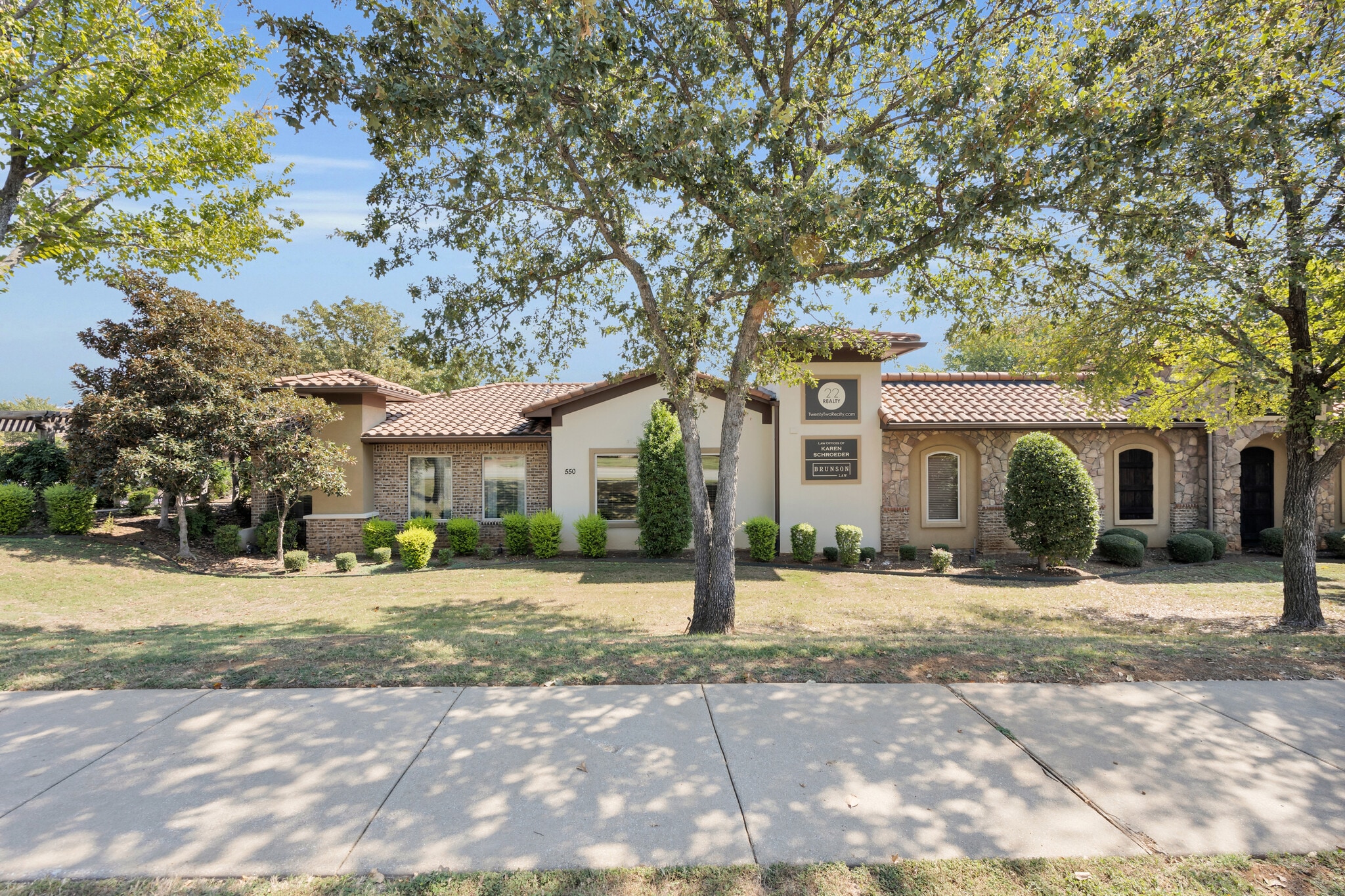 550 N Walnut Creek Dr, Mansfield, TX for sale Building Photo- Image 1 of 22