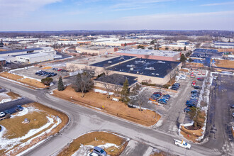 16600 W Glendale Dr, New Berlin, WI - Aérien  Vue de la carte