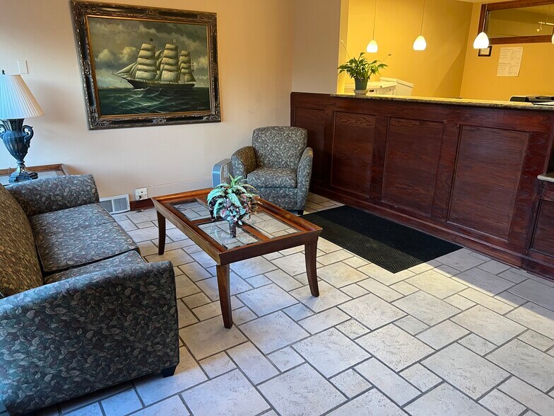7612 W North Ave, Elmwood Park, IL à louer - Photo intérieure - Image 3 de 17