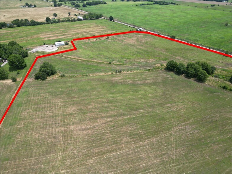 TBD W FM 898, Bonham, TX à vendre - Photo du bâtiment - Image 2 de 5