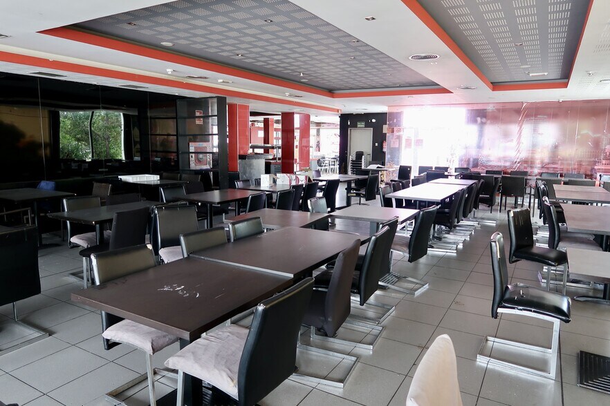 Calle Círculo Polar, 3, Torrejón de Ardoz, Madrid for sale - Interior Photo - Image 2 of 10