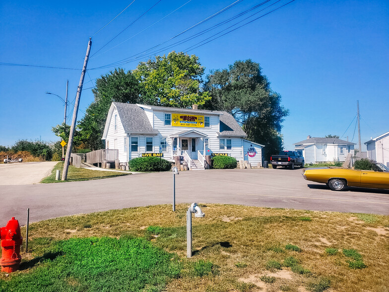 62 N US Highway 12, Fox Lake, IL à vendre - Photo principale - Image 1 de 1