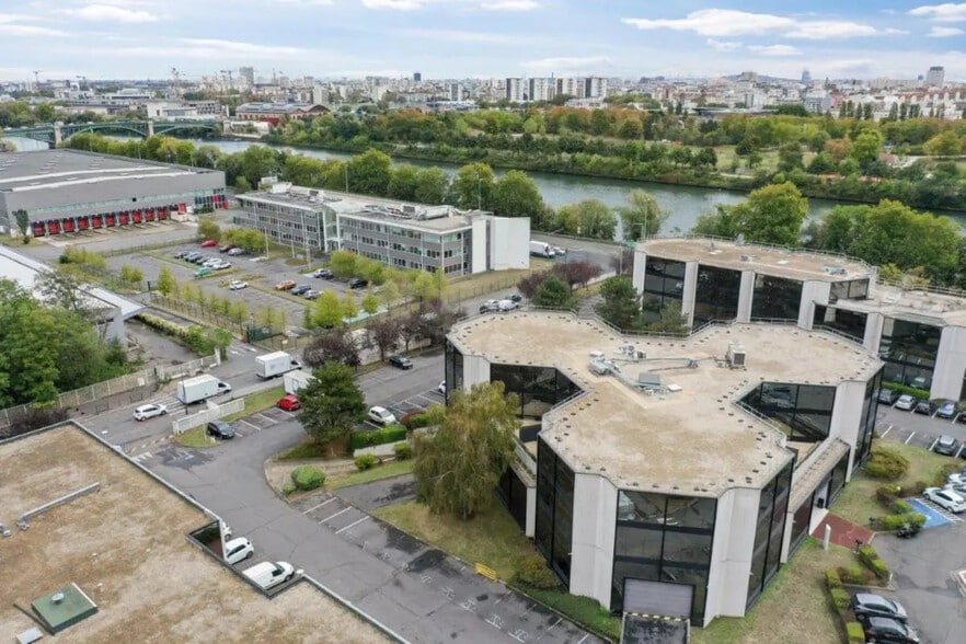 1/9 Avenue Du Marais, Argenteuil for lease - Building Photo - Image 3 of 26