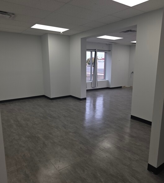 2415 Dixwell Ave, Hamden, CT for lease - Building Photo - Image 2 of 10