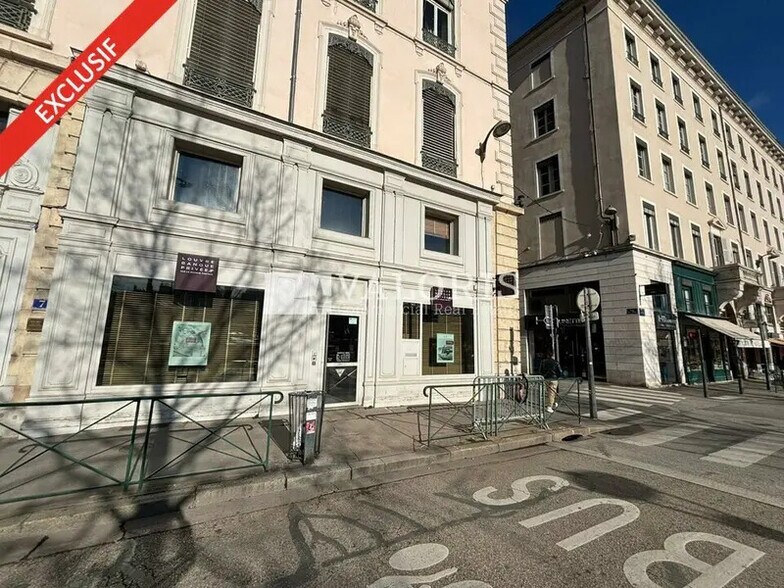 7 Place Bellecour, Lyon for lease - Building Photo - Image 2 of 12
