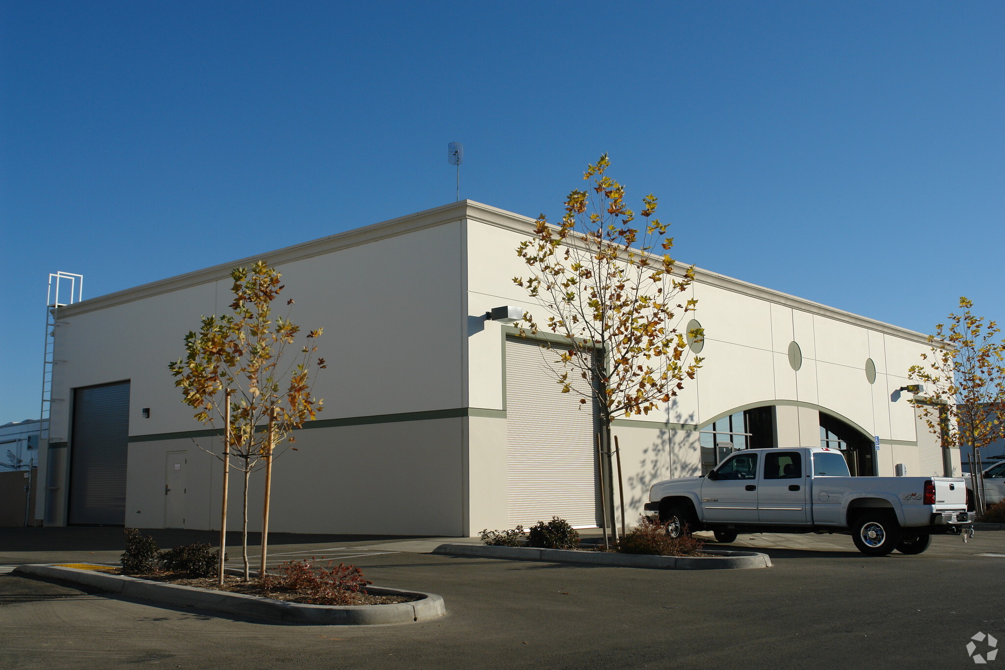 4221 Duluth Ave, Rocklin, CA for lease Primary Photo- Image 1 of 4