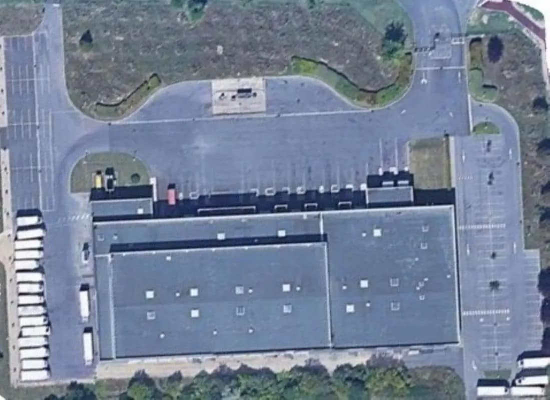 Flex in SAINT-OUEN-L'AUMONE for lease Building Photo- Image 1 of 19