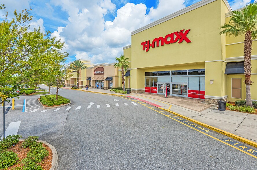 Steves Rd, Clermont, FL à louer - Photo du bâtiment - Image 2 de 12