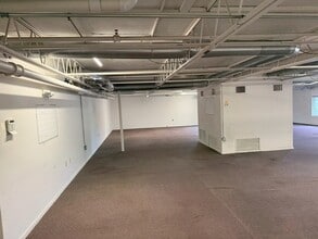 816 Manatee Ave E, Bradenton, FL for lease Interior Photo- Image 2 of 5