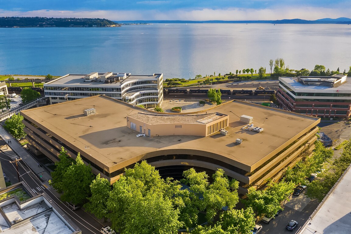 300 Elliott Ave W, Seattle, WA à louer Photo du bâtiment- Image 1 de 4