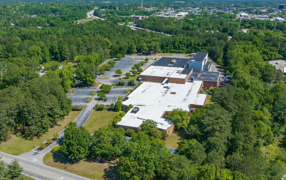 458 Whitfield St, Fayetteville, NC for lease - Building Photo - Image 2 of 31