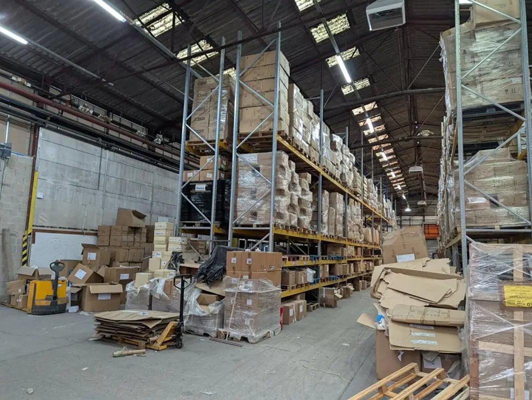 Industrial in Chevrières for lease Building Photo- Image 1 of 6