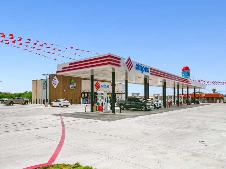 1910 E Main St, Alice, TX for sale - Building Photo - Image 3 of 27