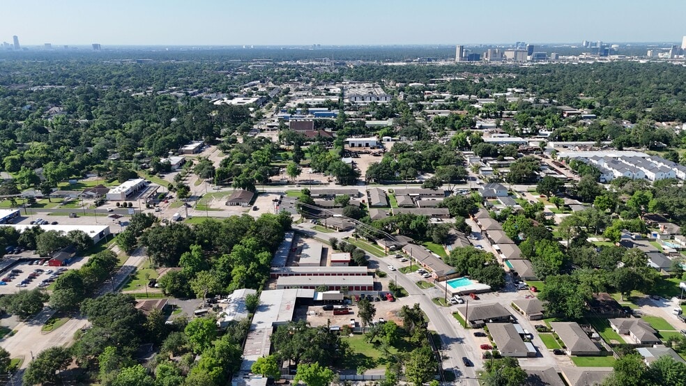 1990 Campbell Rd, Houston, TX à vendre - Photo du bâtiment - Image 2 de 11
