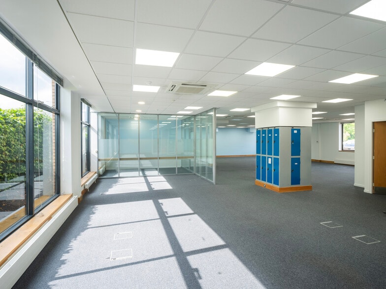 Almondvale Blvd, Livingston for lease - Building Photo - Image 3 of 6