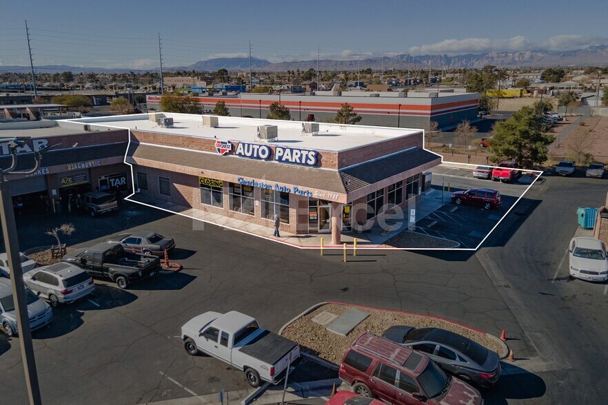 1701-1715 N Decatur Blvd, Las Vegas, NV à louer - Photo du bâtiment - Image 2 de 6