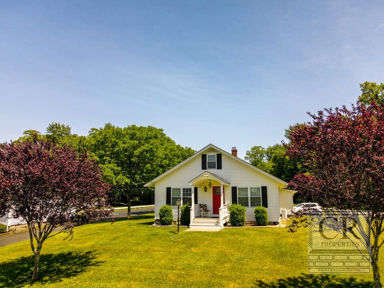 3 Mac Farlane Rd, Wappingers Falls, NY à vendre - Photo du bâtiment - Image 3 de 5