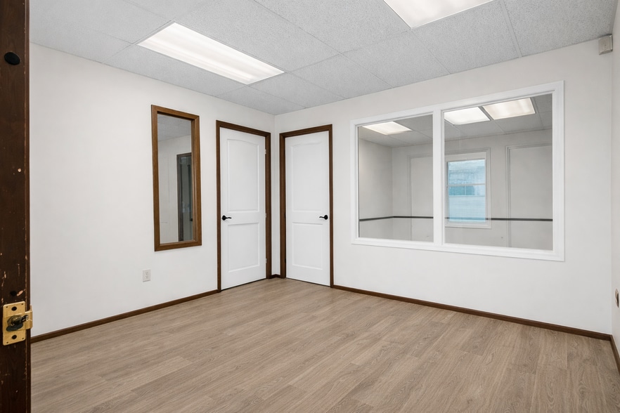 55 S High St, Dublin, OH for lease - Interior Photo - Image 2 of 20