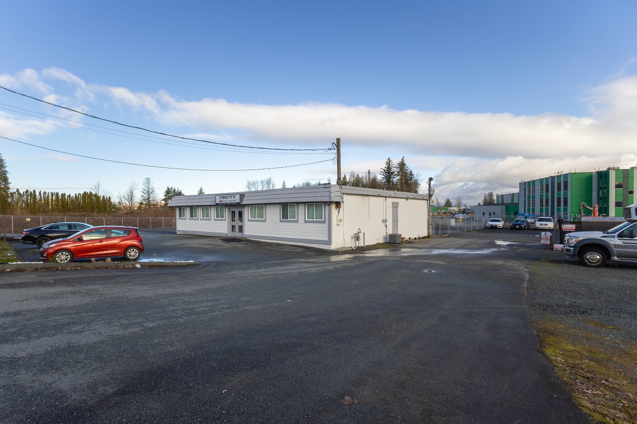 22867 Fraser Hwy, Langley, BC à louer Photo du bâtiment- Image 1 de 7