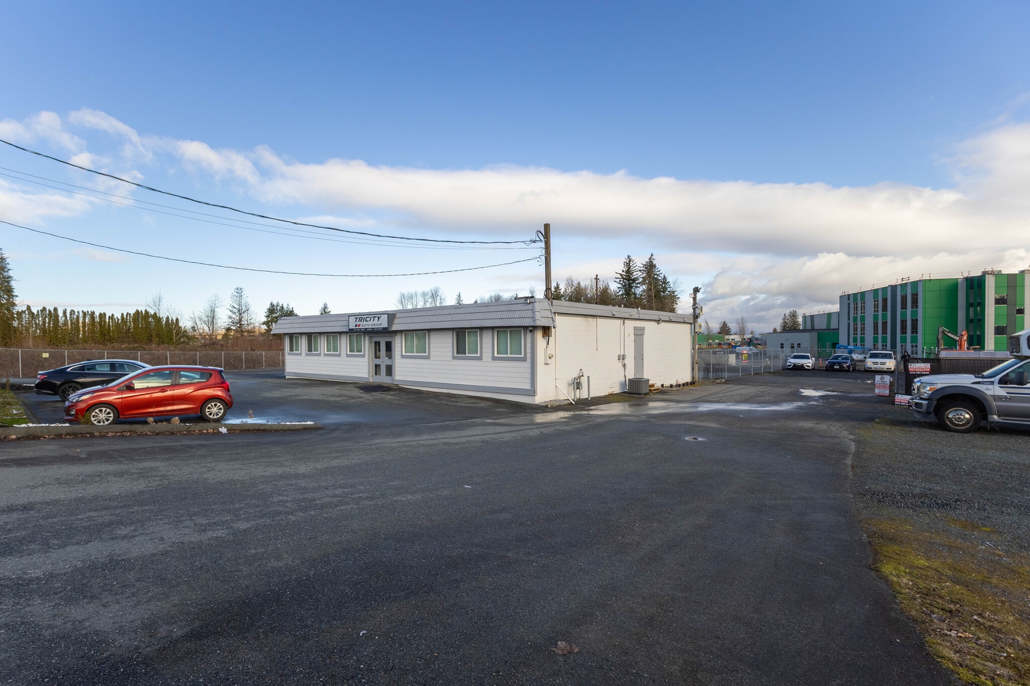 22867 Fraser Hwy, Langley, BC for lease Primary Photo- Image 1 of 25