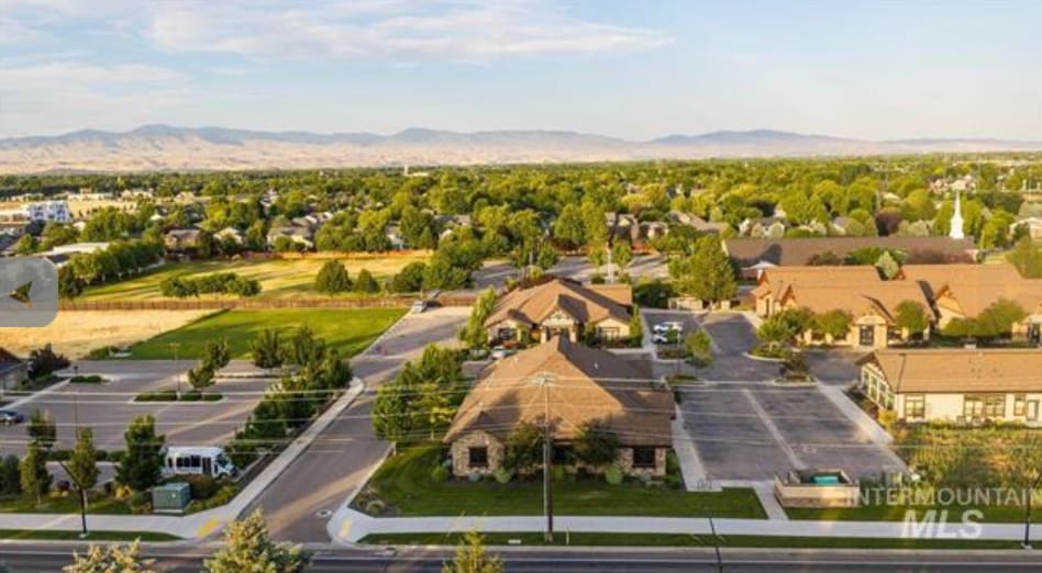 1588 W Cayuse Creek Dr, Meridian, ID for sale - Building Photo - Image 3 of 14