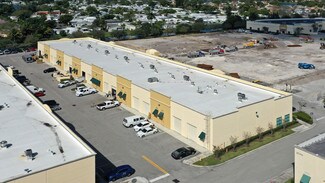 Plus de détails pour 10424 W State Road 84, Davie, FL - Industriel à louer