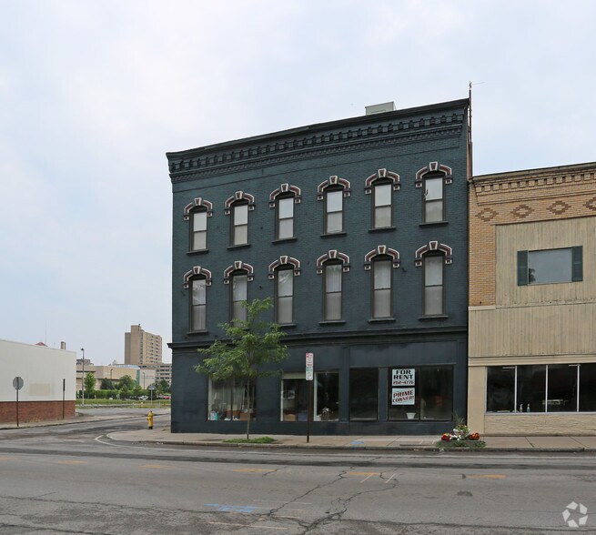 182-184 Monroe Ave, Rochester, NY à vendre - Photo du bâtiment - Image 2 de 8