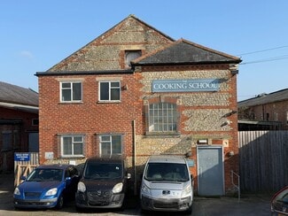 Plus de détails pour Beech Ave, Warminster - Bureau/Commerce de détail à louer
