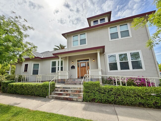 Plus de détails pour 590 E St, Lincoln, CA - Bureau à vendre