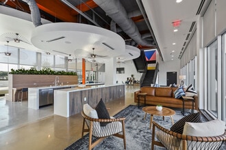 7701 Lemmon Ave, Dallas, TX for lease Building Photo- Image 2 of 8