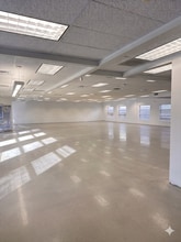 470 S Andrews Ave, Pompano Beach, FL for lease Interior Photo- Image 2 of 4