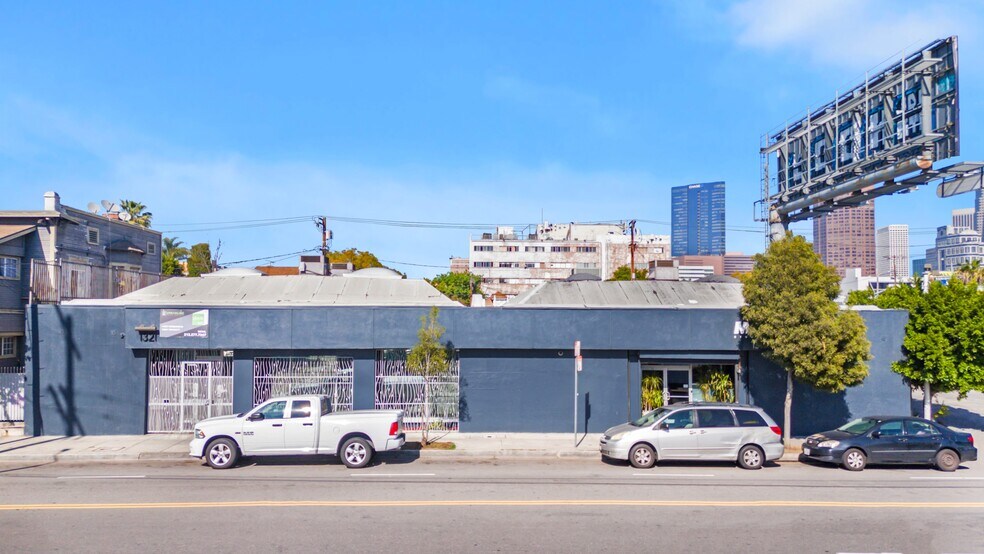 1319-1321 W 11th St, Los Angeles, CA à vendre - Photo du bâtiment - Image 1 de 18