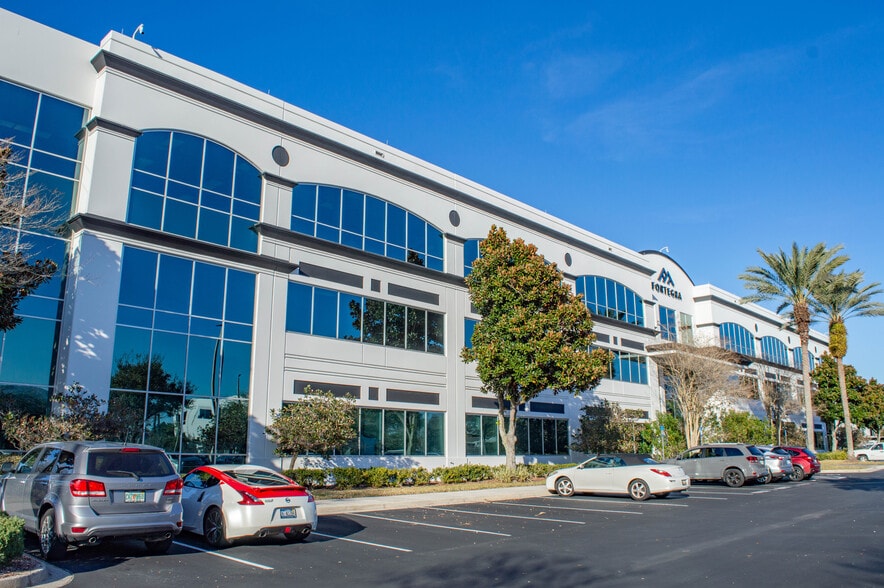 10751 Deerwood Park Blvd, Jacksonville, FL for lease - Building Photo - Image 3 of 11