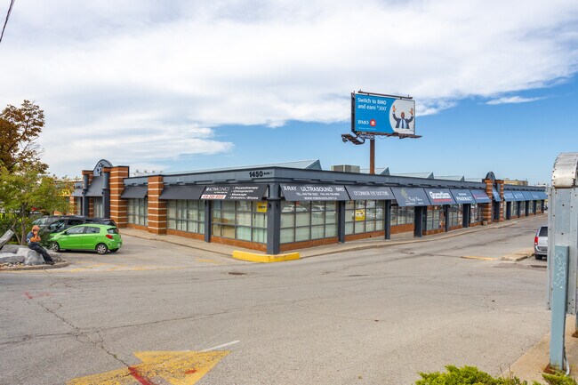 Plus de détails pour 1450-1500 O'connor Dr, Toronto, ON - Bureau/Commerce de détail à louer