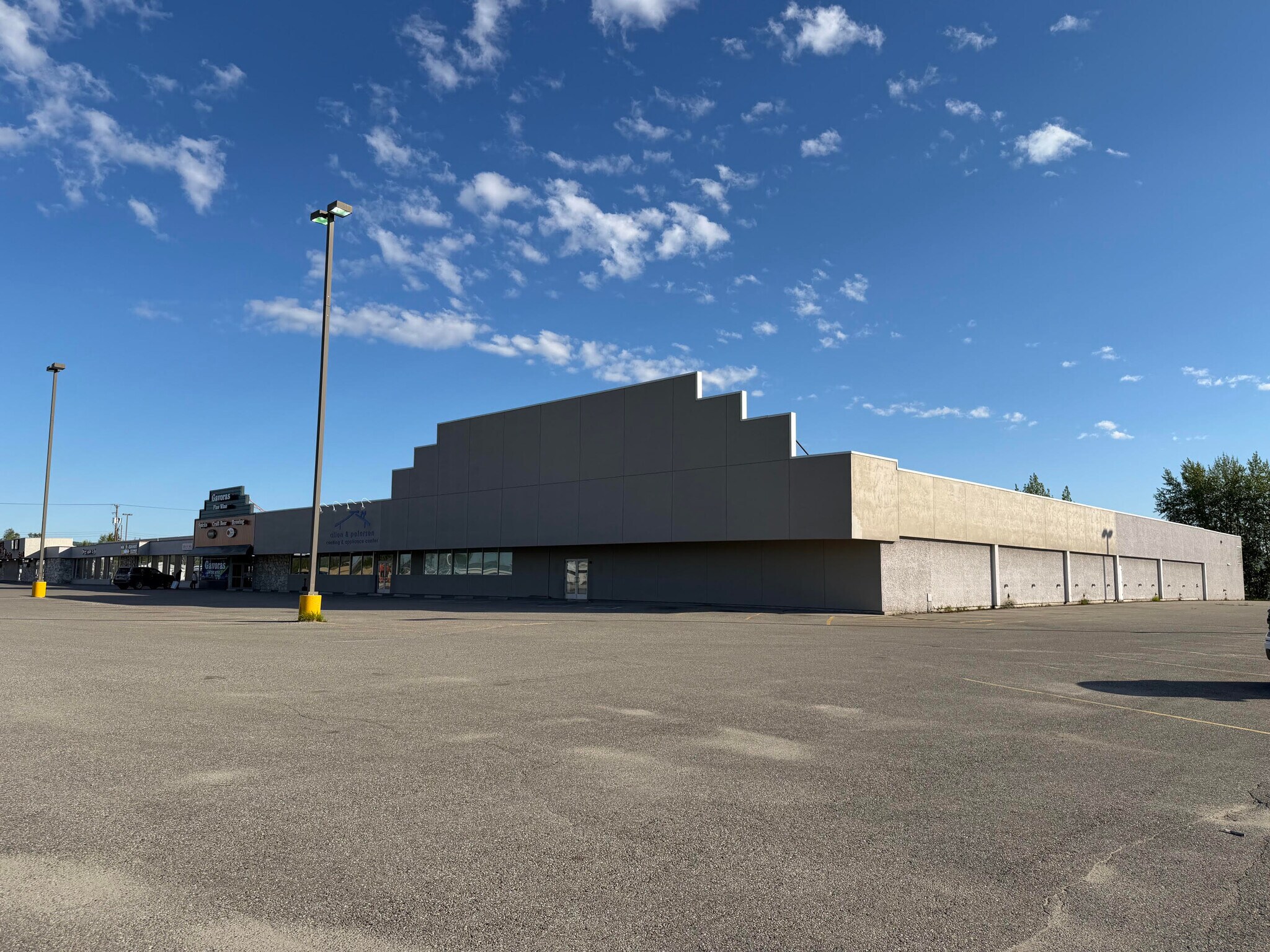 250 3rd St, Fairbanks, AK for lease Building Photo- Image 1 of 10