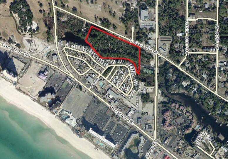 9129 N Lagoon Dr, Panama City, FL à vendre Photo du bâtiment- Image 1 de 13