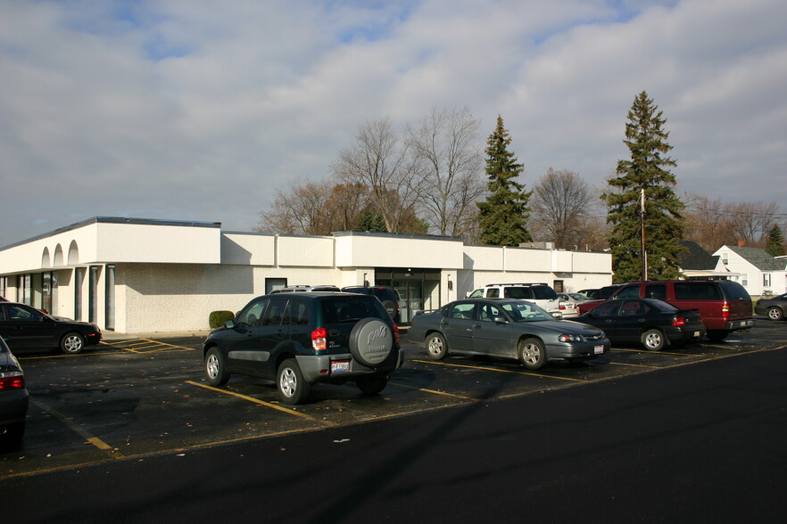 397 Churchilll Hubbard Rd, Youngstown, OH for lease - Building Photo - Image 2 of 2