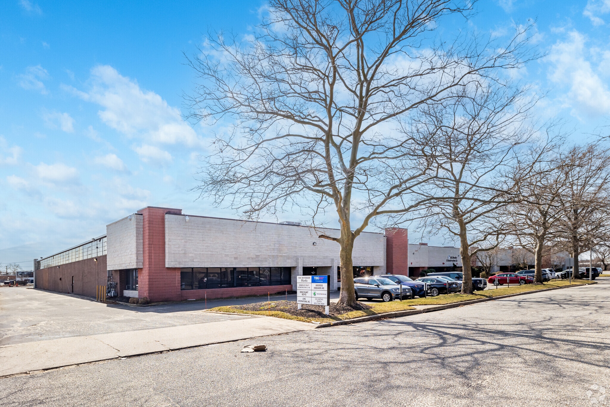 12-1 Dubon Ct, Farmingdale, NY for lease Primary Photo- Image 1 of 4