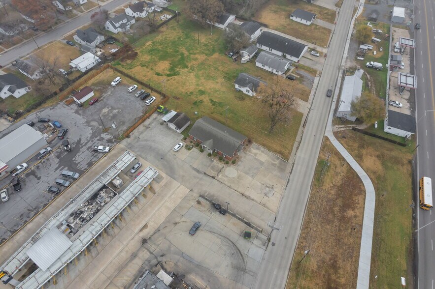 816 Linn St, Sikeston, MO for lease - Building Photo - Image 3 of 4