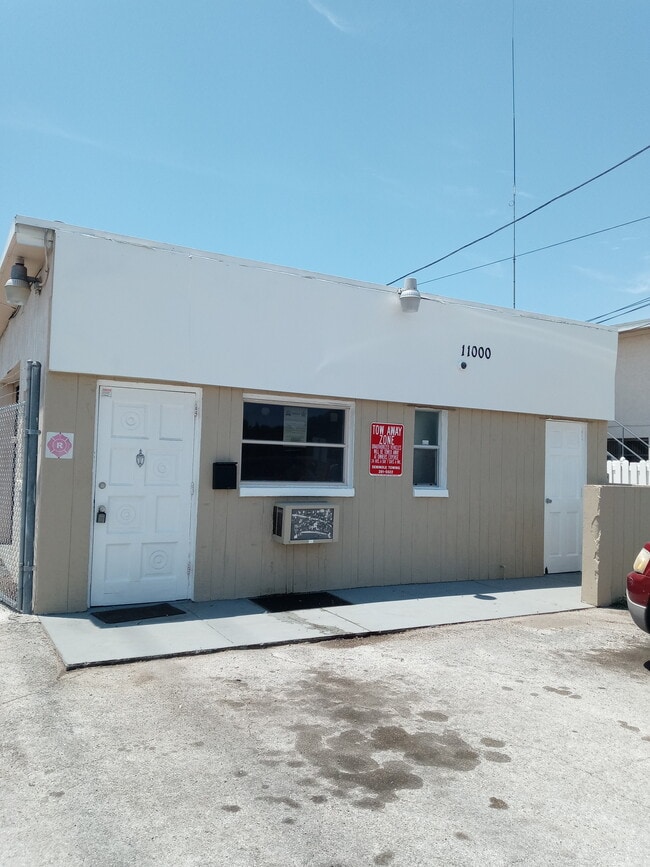 More details for 11000 70th Ave, Seminole, FL - Industrial for Lease