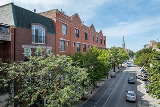 Plus de détails pour 2840 N Lincoln Ave, Chicago, IL - Bureau à louer