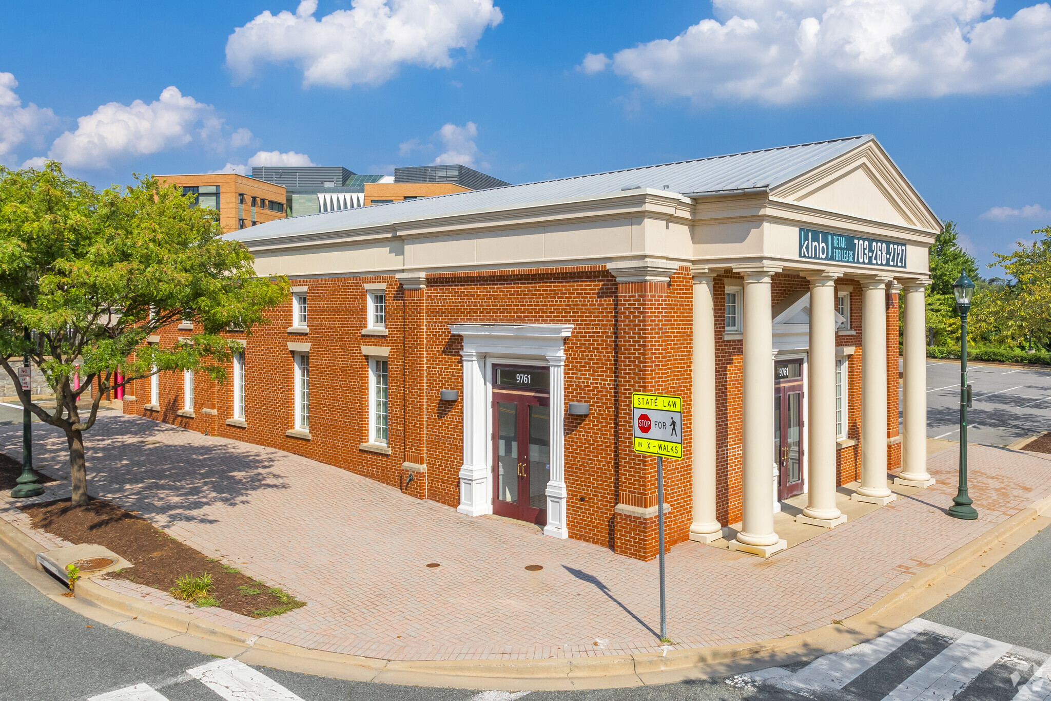 9700-9761 Traville Gateway Dr, Rockville, MD for lease Building Photo- Image 1 of 29