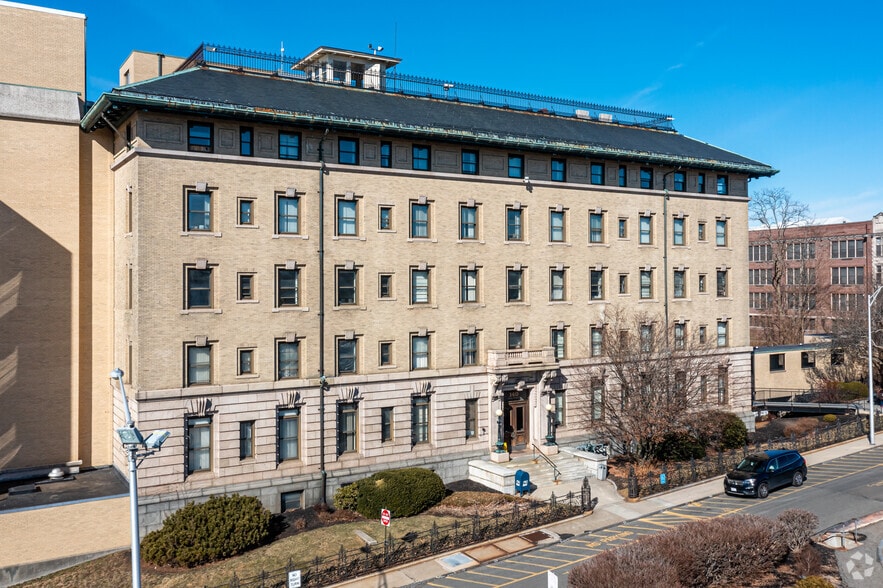 160 High St, Springfield, MA for sale - Primary Photo - Image 1 of 1