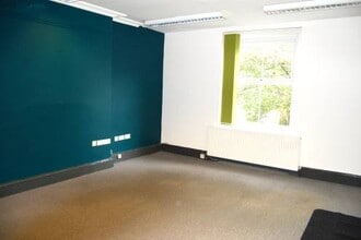 2 Queens Rd, Chorley for lease Interior Photo- Image 1 of 11