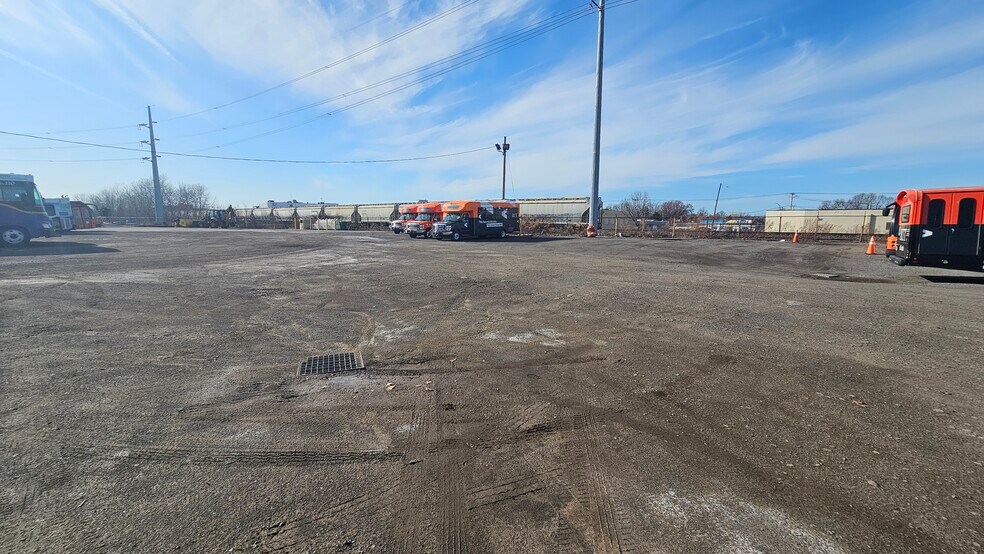 600 West Ave, Rochester, NY à louer - Photo du bâtiment - Image 3 de 3